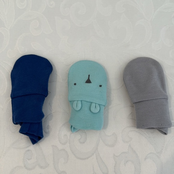 🌟3/$15🌟 NWOT Baby NB Caps and Mittens - Picture 7 of 7